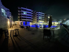Apartamento na Praia dos Anjos